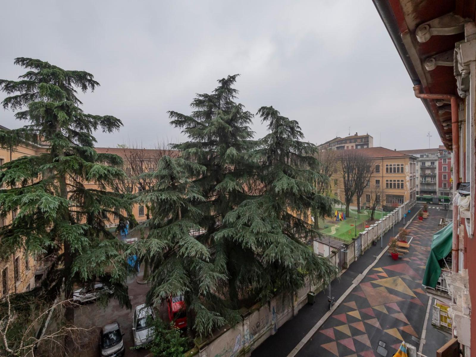 Design - Bernardino De Conti 6 * Mailand